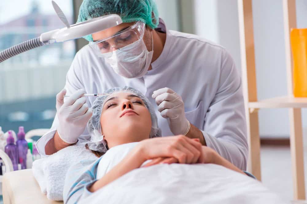 The Benefits Of Flying To Tampa For Plastic Surgery